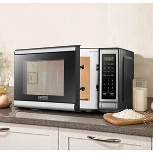 BLACK+DECKER EM720CB7 Digital Microwave Oven with Turntable Push-Button Door, Ch